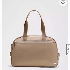 Lululemon Athletica Duffle Bag
Warm Ash Grey